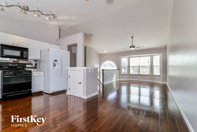 Foto del edificio - 1265 Fenton Ridge Dr