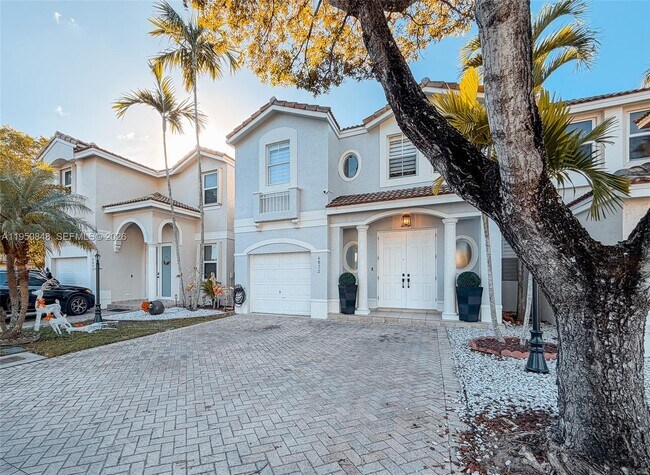 Foto del edificio - 4832 NW 107th Pl