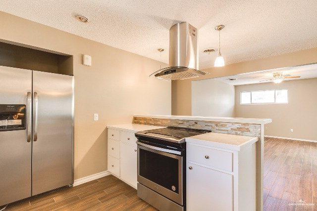 Building Photo - 11 Primrose Ave