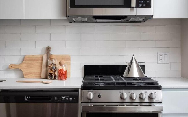 Photo - Grand Avenue Apartment