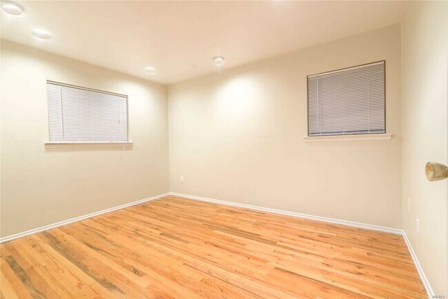 Foto del edificio - 160-39 85th St