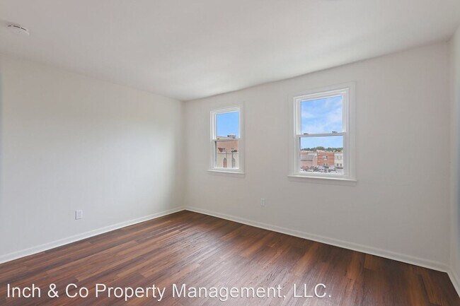 Building Photo - 4 br, 1.5 bath House - 1928 N 5th St EGWST