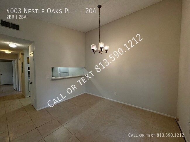 Building Photo - Beautifully Redone Condo Near USF Campus