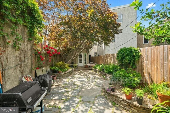 Foto del edificio - 929 N 4th Street