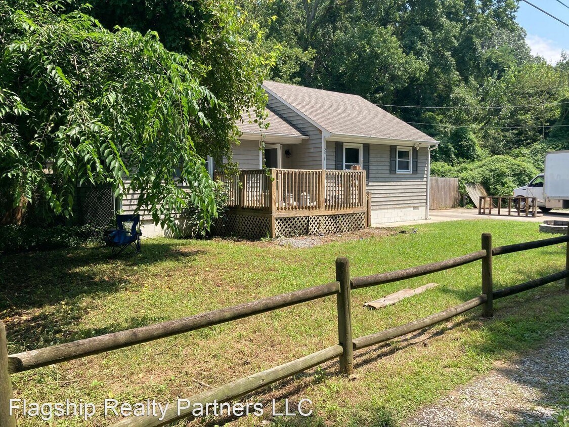 Building Photo - 3 br, 2 bath House - 50 Pressy Lane