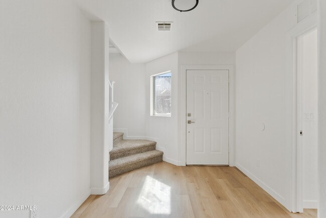 Building Photo - 37260 W Amalfi Ave