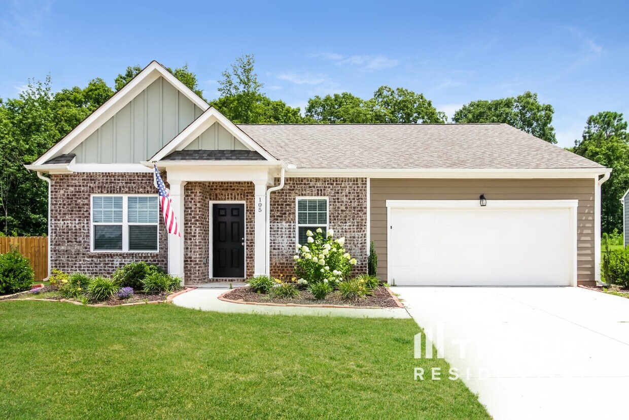 Primary Photo - 105 Sinclair Way Monroe GA