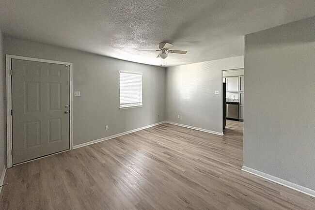 Foto del edificio - 305 Northern Dove Ln