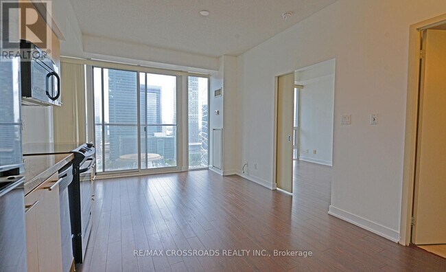Photo du bâtiment - 126 Simcoe St