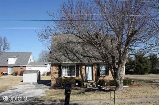 Building Photo - 501 Hickory Ln
