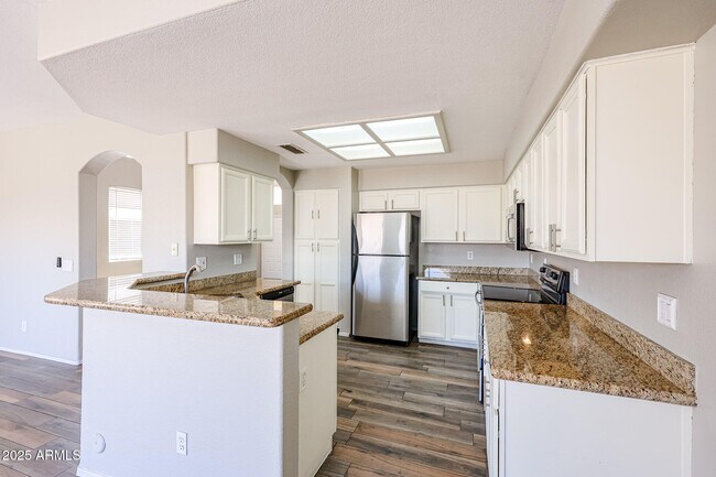Building Photo - 3534 W Chama Dr