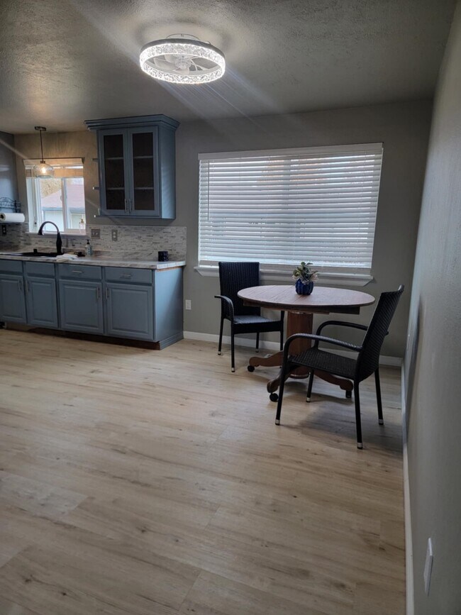 Foto del edificio - 1120 Horne Rd