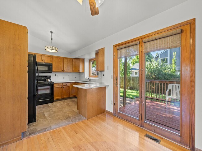 Building Photo - Wonderful 4-Bed, 3-Bath Home in Fort Collins