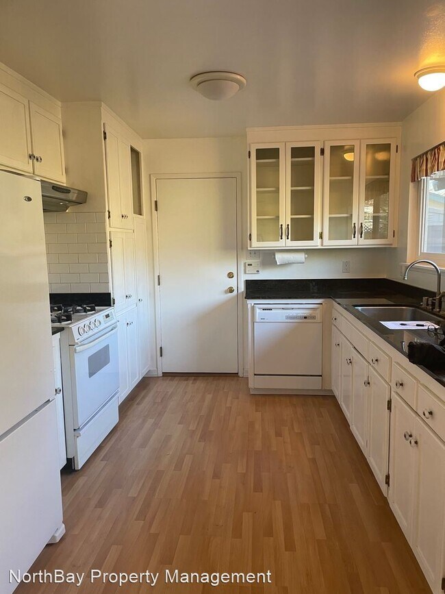 Foto del edificio - 3 br, 2 bath House - 5651 Mulberry Dr,