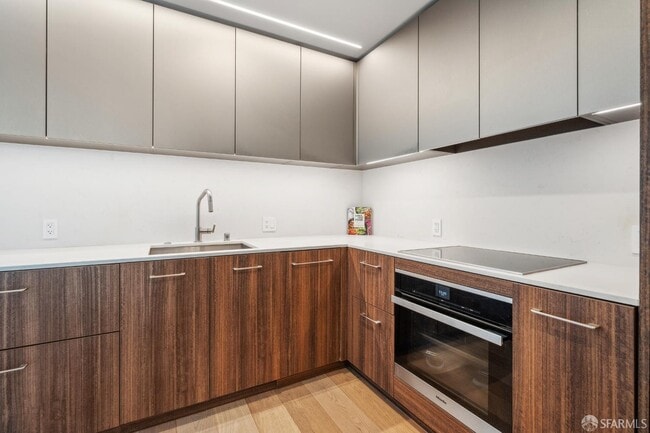 Building Photo - 280 Spear St