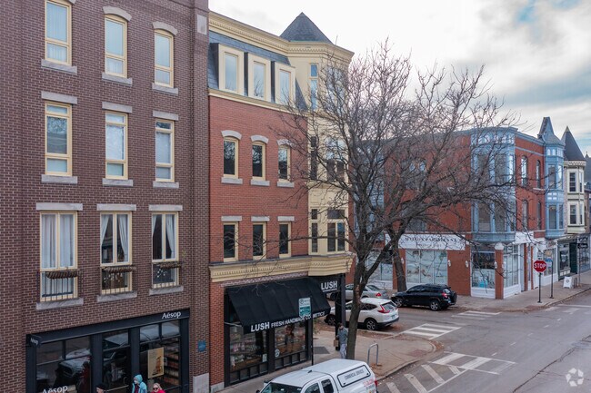 Foto del edificio - 859 W Armitage Ave