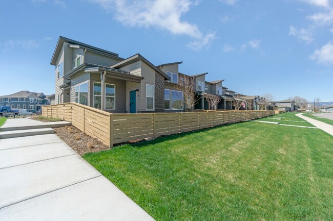 Building Photo - 2614 Thunderstreak Ln