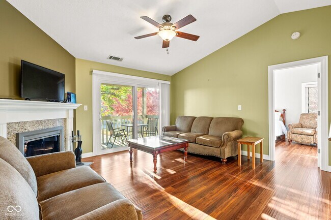 Foto del edificio - 4530 Village Ct