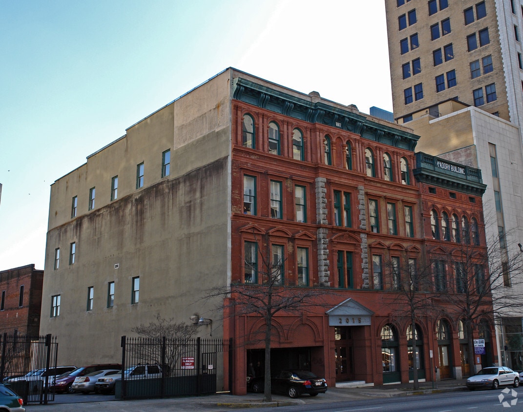 Primary Photo - Founders Station