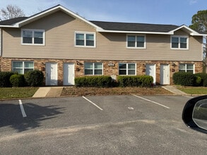 Building Photo - 2508 Redwood Ct