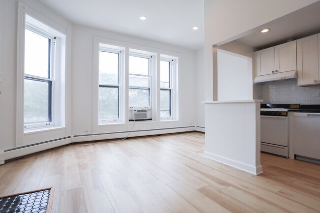 Foto del edificio - 1764 N Clark St