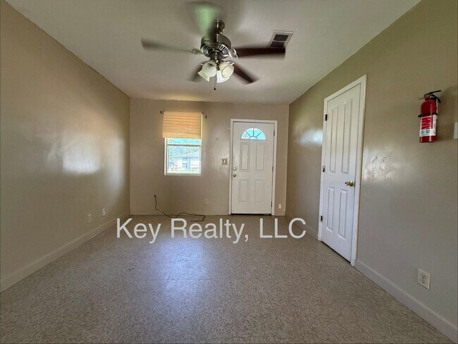 Foto del edificio - ****413 - B Hickory St. - Pineville