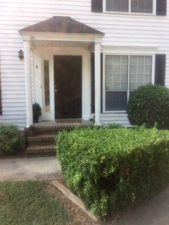 Foto principal - 109 S Church St