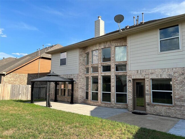Foto del edificio - 26730 Wolfs Hill Ln