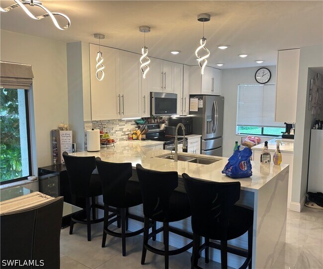 Foto del edificio - 1600 Misty Pines Cir