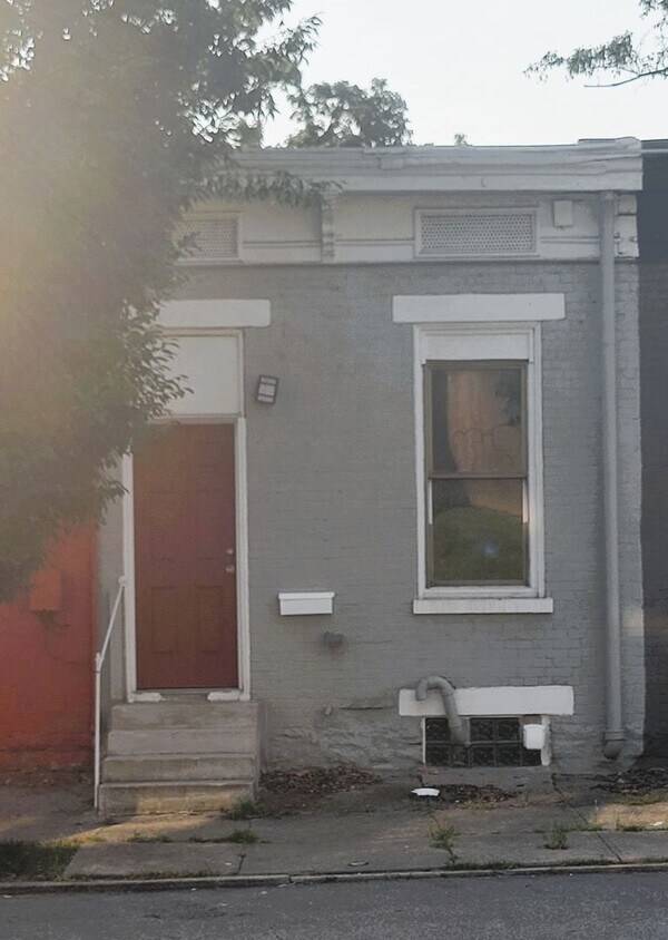 Foto principal - Be the First! Beautifully renovated townho...