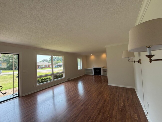 Foto del edificio - 524 Graycroft Dr SW
