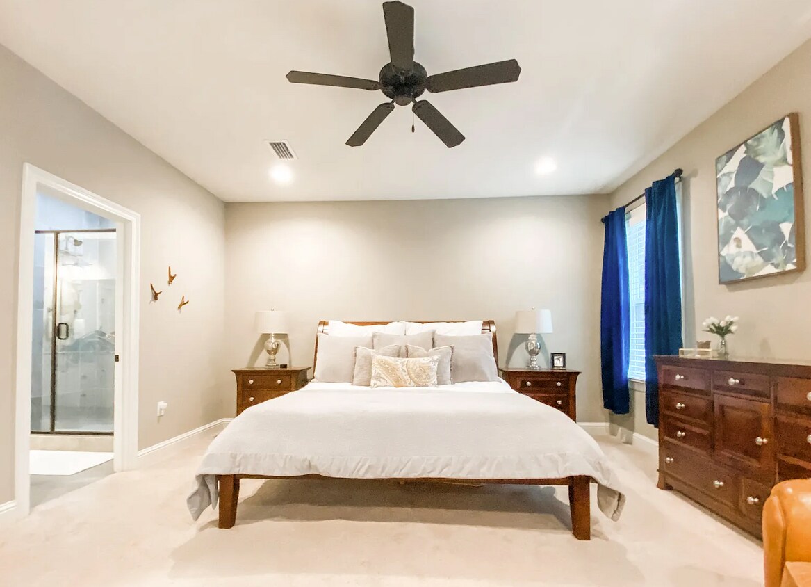 Foto principal - 421 Sibert Ave
