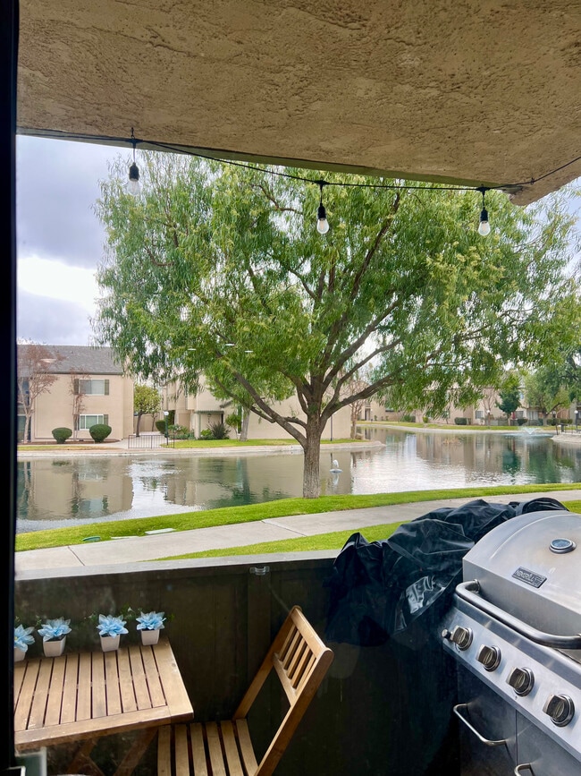 Building Photo - 24518 Nicklaus Dr