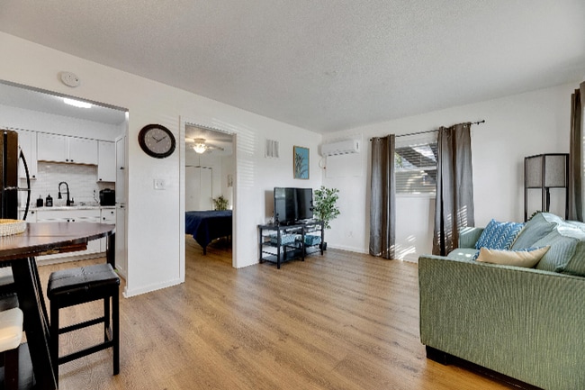 Foto del edificio - 4511 W McElroy Ave