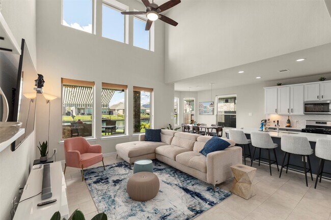 Building Photo - 29471 Westhope Dr