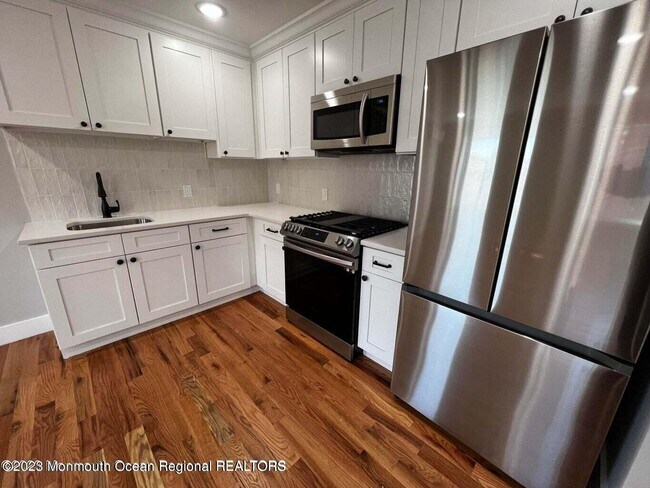 Building Photo - 209 Frank E Rodgers Blvd N