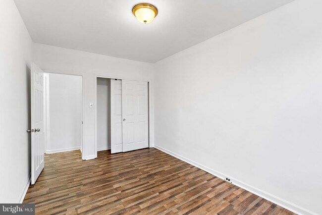 Building Photo - 6915 Harford Rd