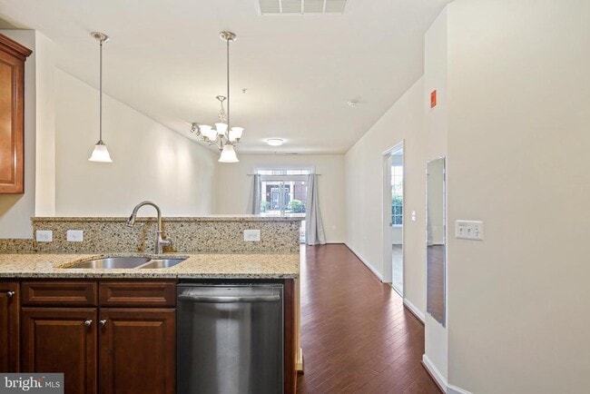 Building Photo - 3750 Clara Downey Ave