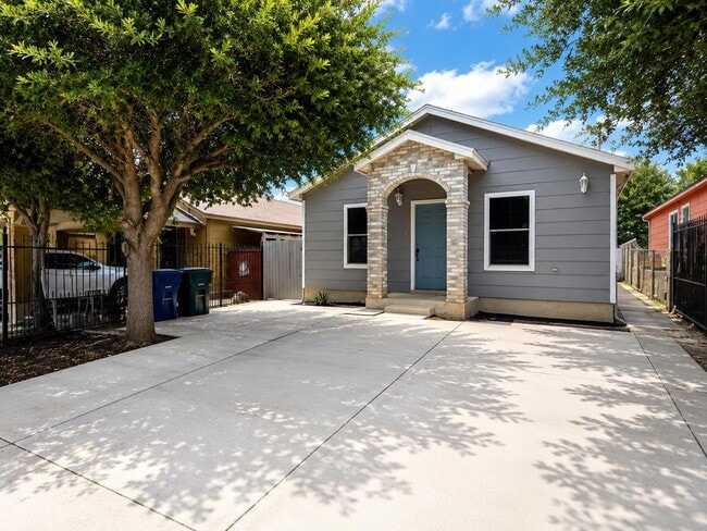 Building Photo - 351 Redfish Dr