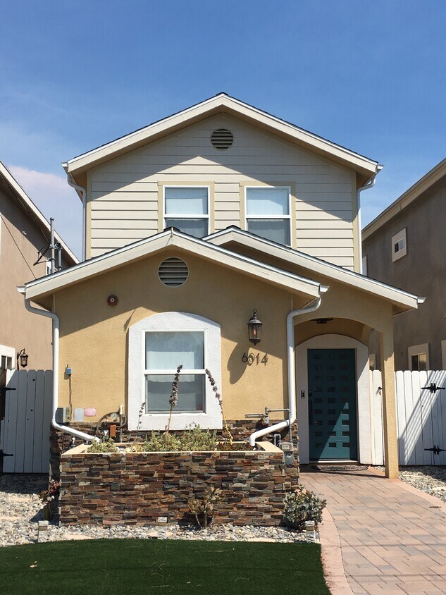 Primary Photo - 6014 Fair Ave