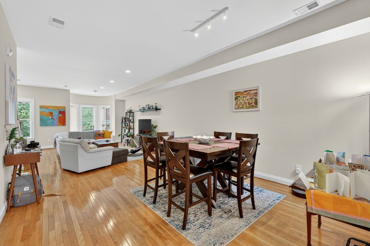 Foto del edificio - 1316 W St NW