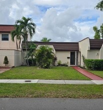 Building Photo - 7318 Twin Sabal Dr