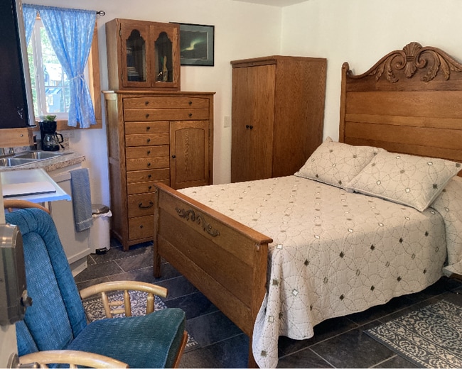 Building Photo - 9670 N Palmer Fishhook Rd