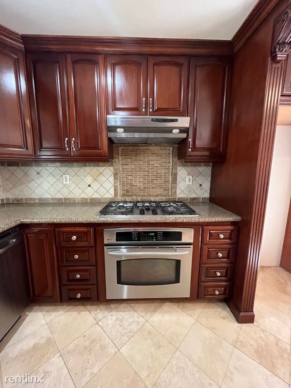 Building Photo - 3 br, 2 bath House - 17842 Heidi Circle