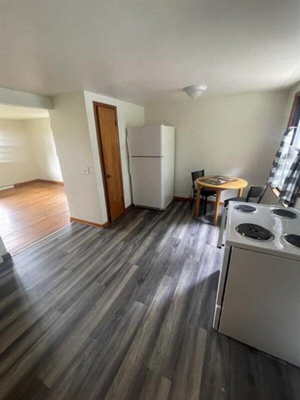 Foto del edificio - 1221-1223 2nd Street Northwest - 3