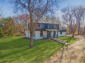 Building Photo - 3159 Northview Rd