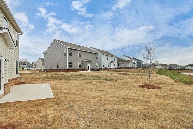 Building Photo - Beautiful 4BD/2.5BA Home in Kellerton Plac...