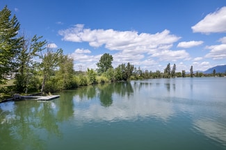 Building Photo - 1815 Lower Valley Rd