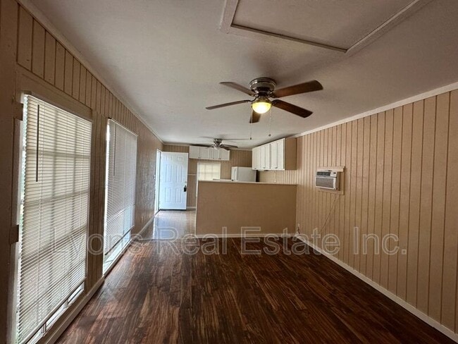 Photo - 2131 Canal St C House