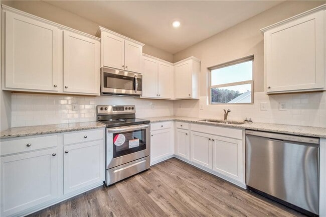 Building Photo - 21 Belfield Ct